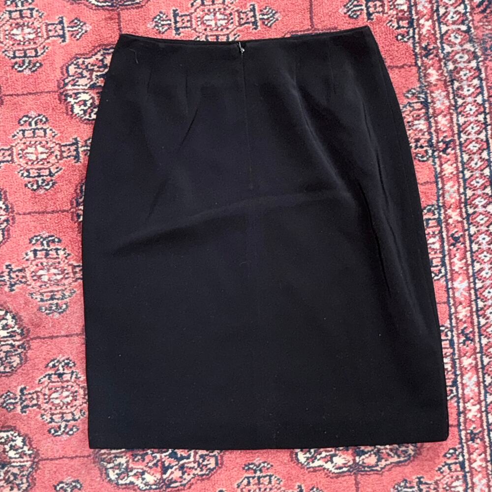 Nordstrom Caslon 2-Pc. Solid Black Polyester Skirt Suit Size 2P - Picture 7 of 11